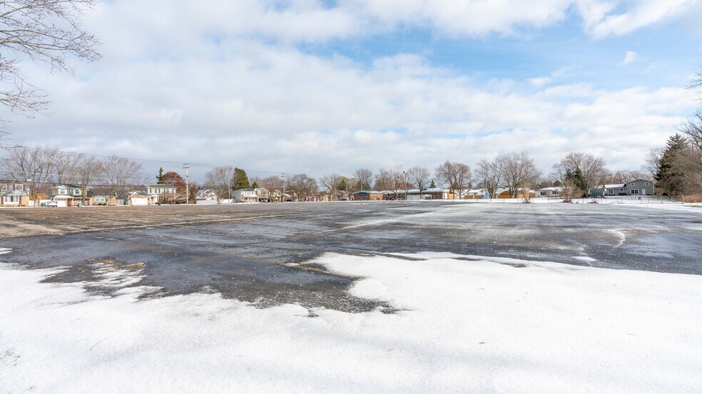 More Photos Of 271 Columbia Ave, Depew Lodge Meeting Hall For Sale