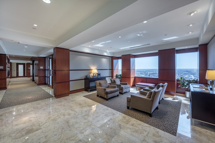 More Photos Of 1201 Main St, Columbia Office For Lease