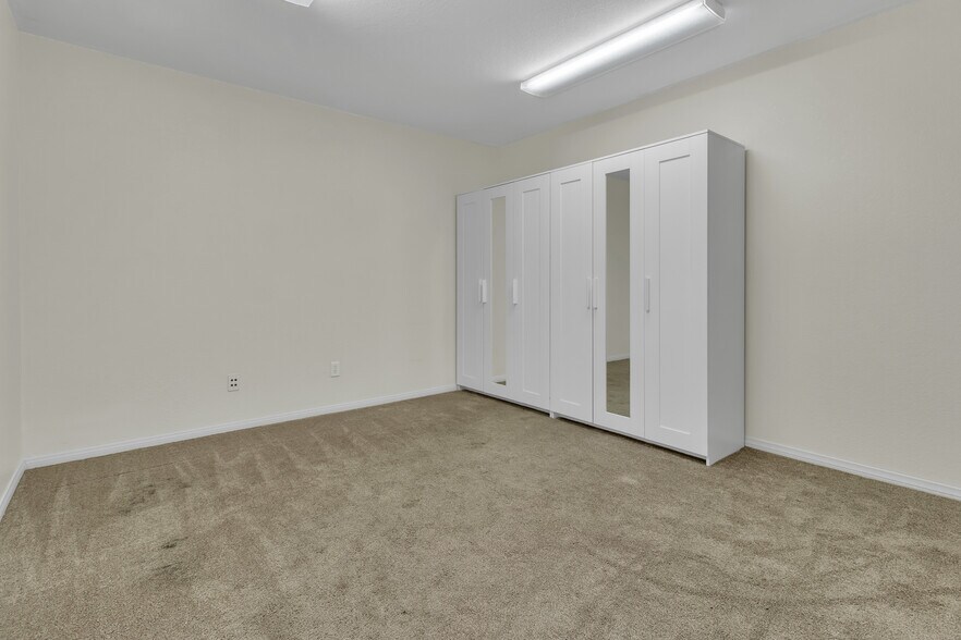 More Photos Of 1338 D St, Ramona Office For Sale