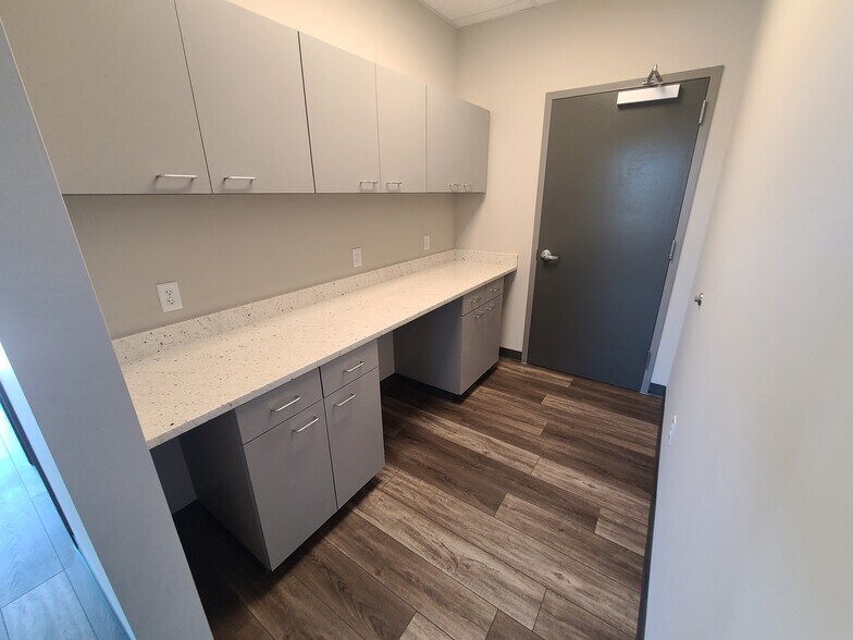 More Photos Of 1628 Main St, Wake Forest Storefront Retail Office For Lease