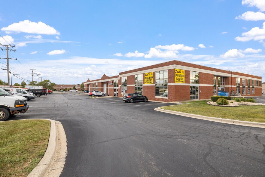 More Photos Of 5601 W 120th St, Alsip Light Distribution For Sale