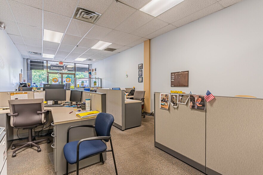 More Photos Of 1003-1031 McBride Ave, Woodland Park Medical For Lease