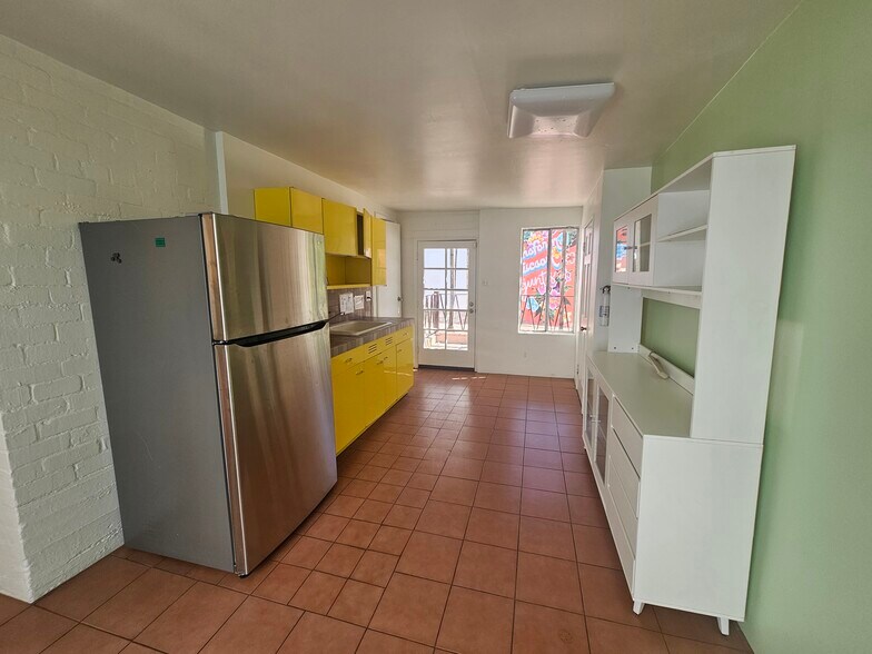 More Photos Of 376 S Stone Ave, Tucson Office For Lease