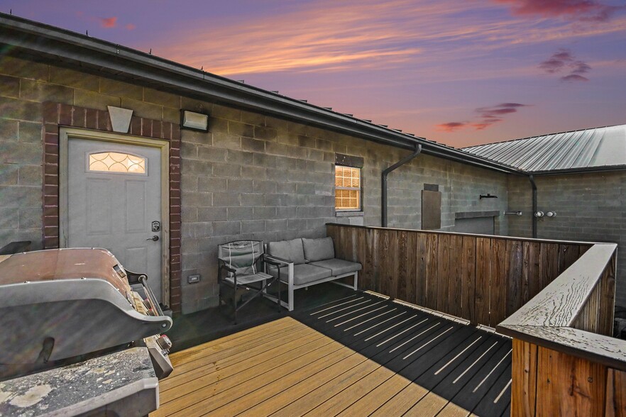 More Photos Of 12531 W Horseshoe Dr, New Lenox Warehouse For Sale