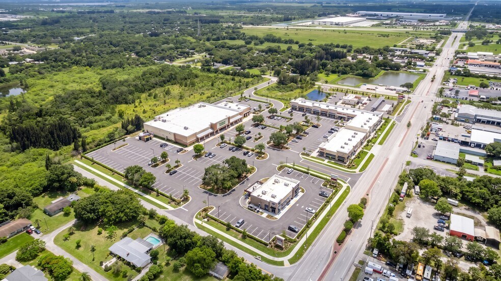 More Photos Of 5501 Orange Ave, Fort Pierce Light Distribution For Sale