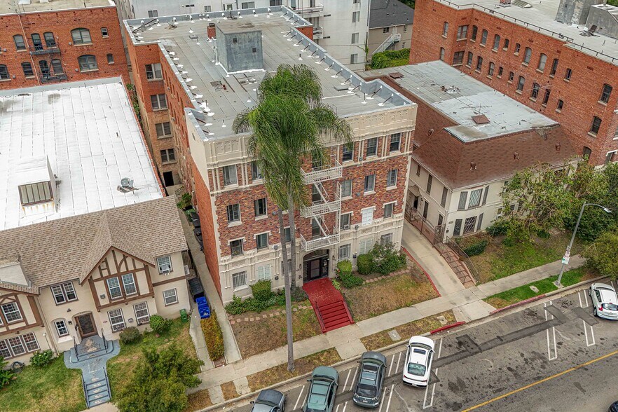 More Photos Of 621 S Dunsmuir Ave, Los Angeles Apartments For Sale