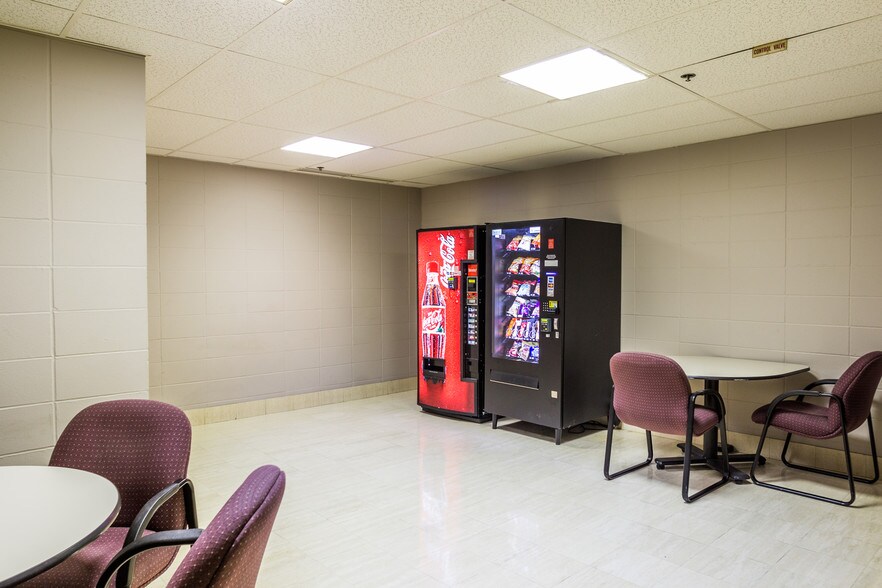 More Photos Of 14515 N Outer Forty, Chesterfield Office For Lease