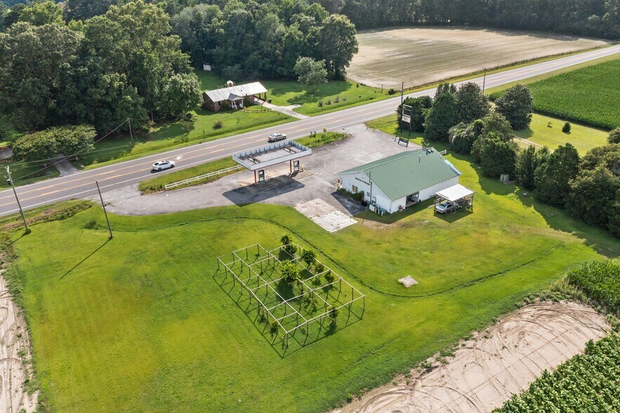 More Photos Of 3560 NC Hwy 43 Hwy N, Vanceboro Convenience Store For Sale