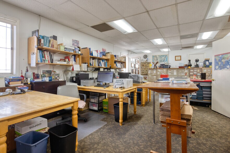 More Photos Of 2502 W 3rd St, Los Angeles Medical For Sale