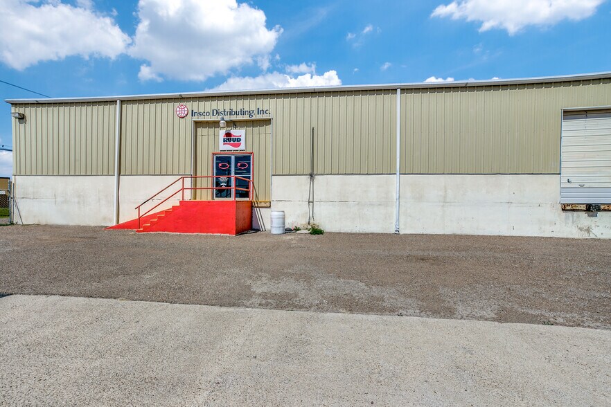 More Photos Of 6301 Mcpherson Rd, Laredo Distribution For Sale