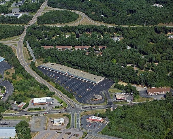 More Photos Of 187 Summer St, Kingston Unknown For Lease