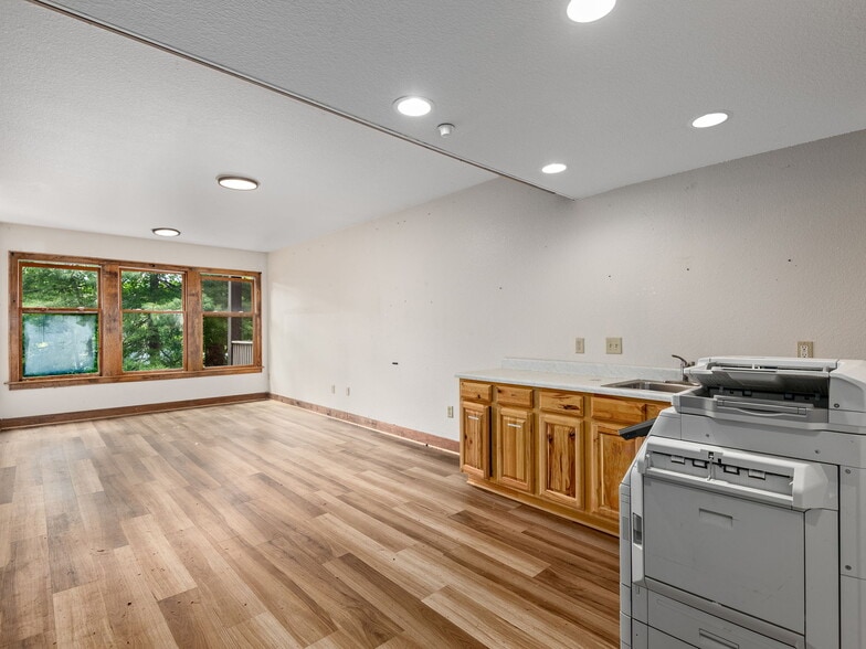 More Photos Of 447 Lily Pad Ln, Flat Rock Lodge Meeting Hall For Sale