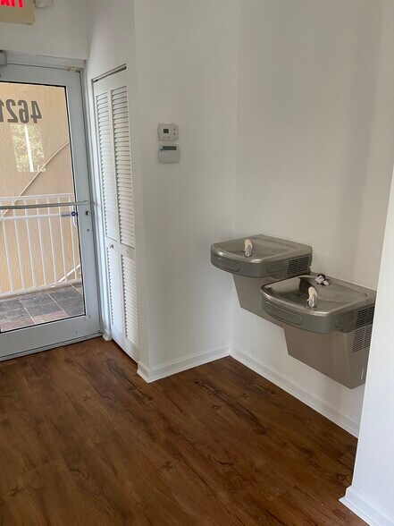 More Photos Of 4617-4673 NW 103rd Ave, Sunrise Industrial For Sale