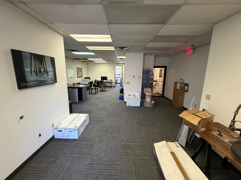 More Photos Of 4142 Main St, Vancouver Office For Lease