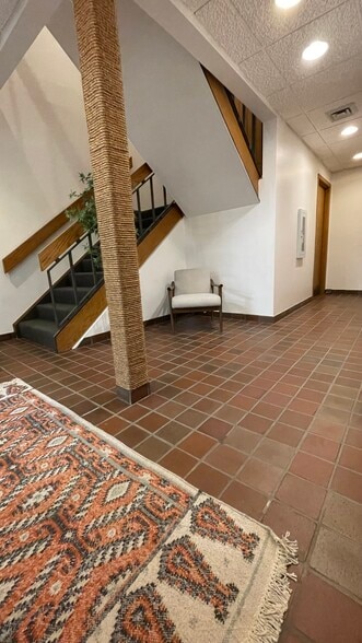 More Photos Of 5101 Thimsen Ave, Minnetonka Medical For Lease