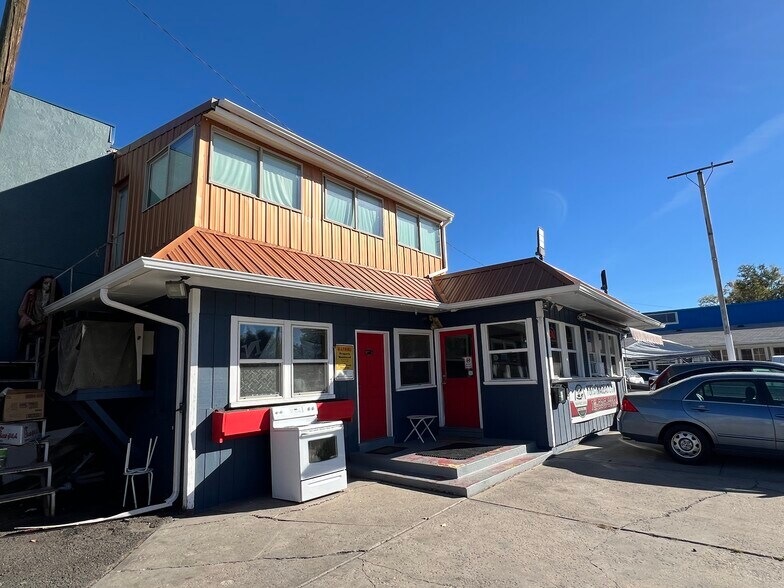 More Photos Of 5530-5536 W Colfax Ave, Lakewood Auto Dealership For Sale