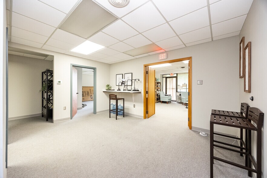 More Photos Of 728 Springdale Dr, Exton Office For Lease