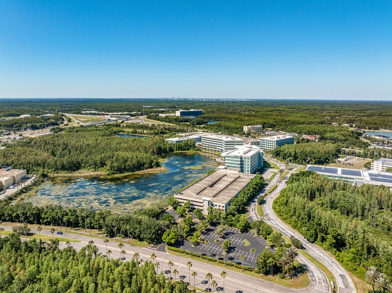 More Photos Of 8125 Highwoods Palm Way, Tampa Office For Sale