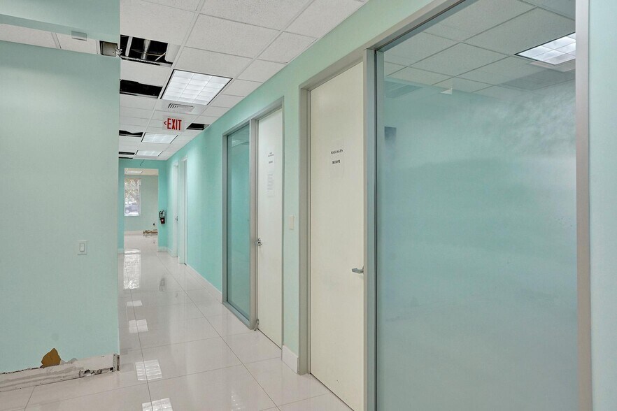 More Photos Of 15620 SW 29th St, Miramar Medical For Sale