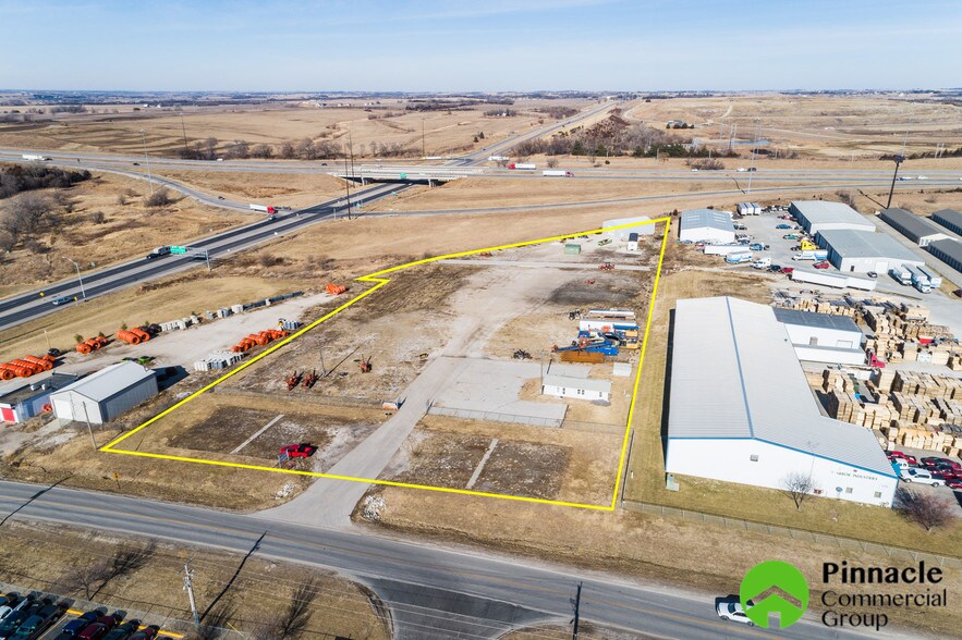 More Photos Of 5700 Arbor Rd, Lincoln Service For Sale
