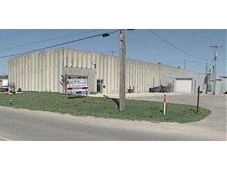Primary Photo Of 4003 J St SW, Cedar Rapids Warehouse For Lease