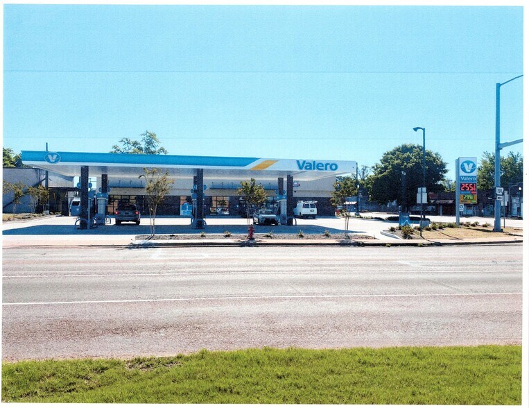Primary Photo Of 101 7th st, West Memphis General Retail For Lease