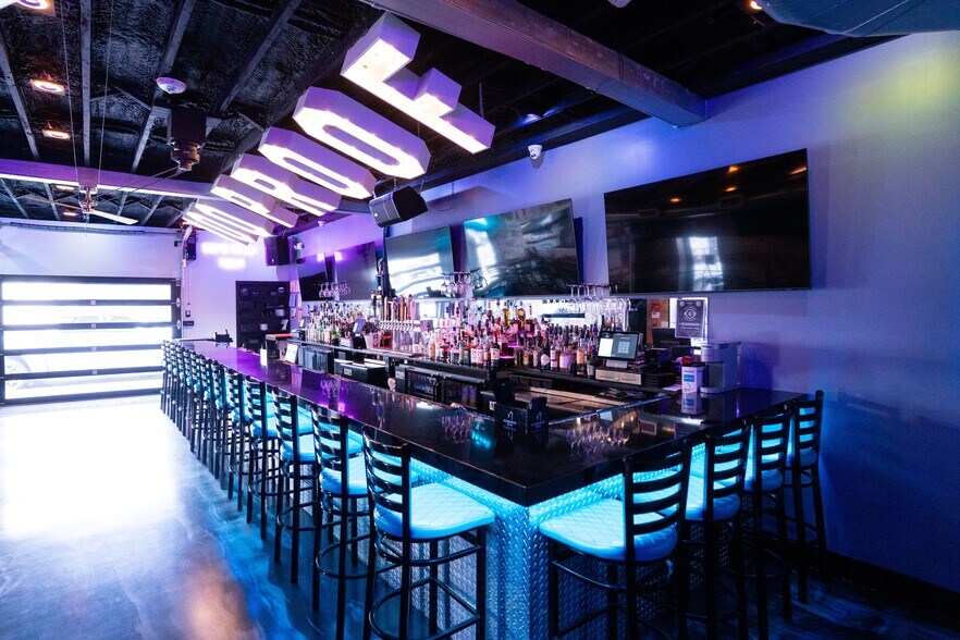 More Photos Of 227 Main St, Butler Restaurant For Sale