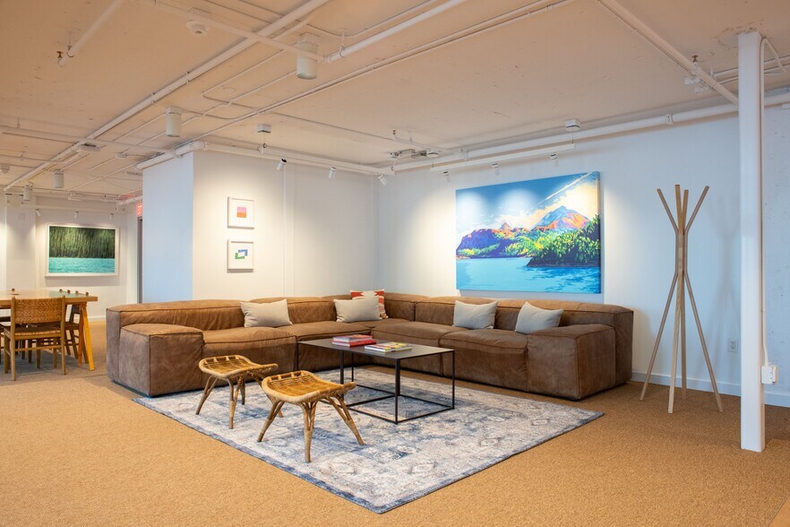 More Photos Of 429 Lenox Ave, Miami Beach Office For Lease