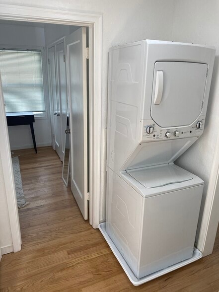 More Photos Of 99 Bartlett St, Reno Apartments For Sale