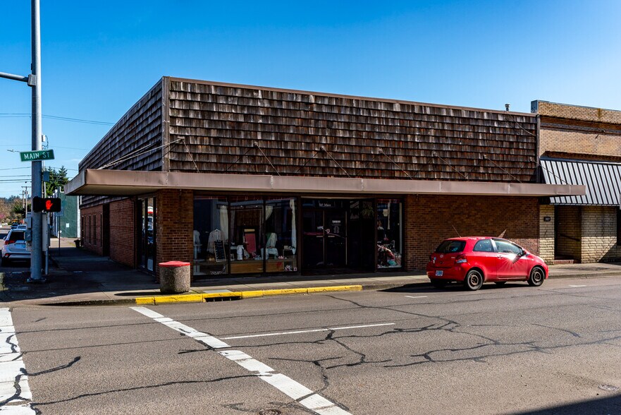 More Photos Of 707 S Main St, Lebanon Office For Sale