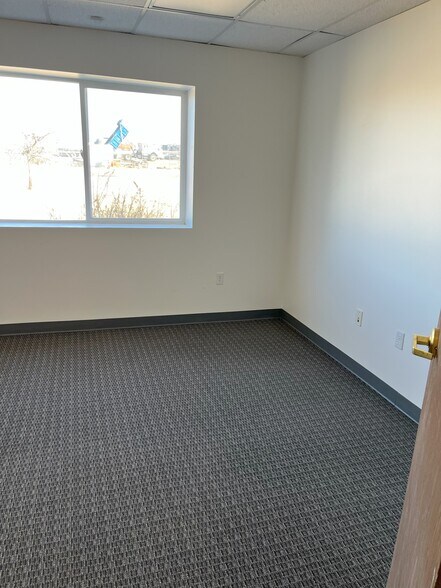 More Photos Of 7715 Venture St, Colorado Springs Warehouse For Lease