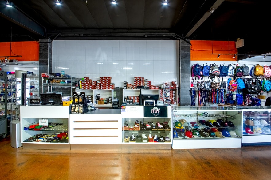 More Photos Of 333 S Brookhurst Rd, Fullerton Freestanding For Sale