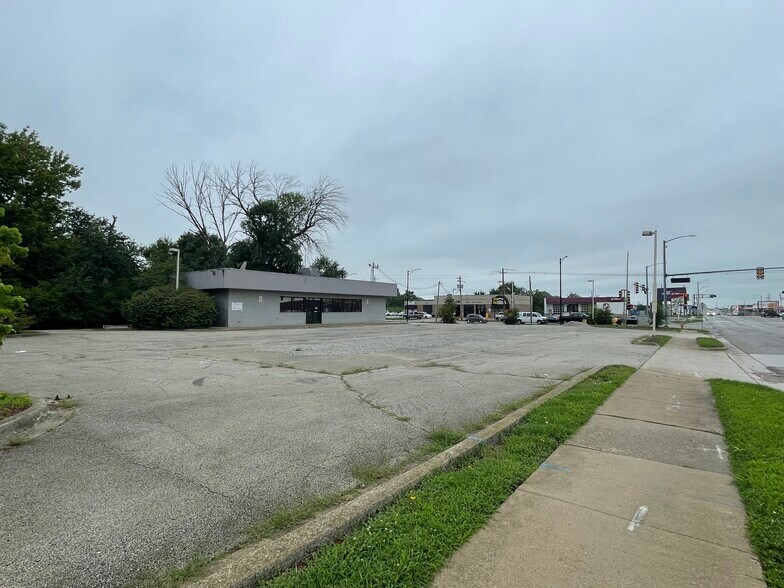 More Photos Of 1101 N Prospect Ave, Champaign Land For Sale