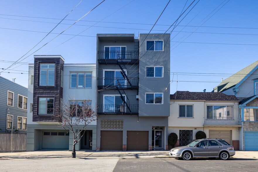 Primary Photo Of 135 N Willard St, San Francisco Apartments For Sale