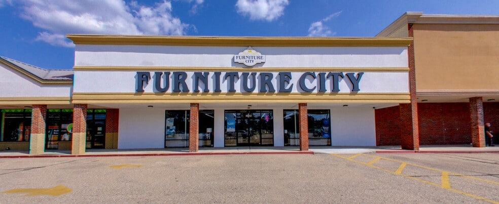 More Photos Of 4000 Pontchartrain Dr, Slidell Unknown For Lease