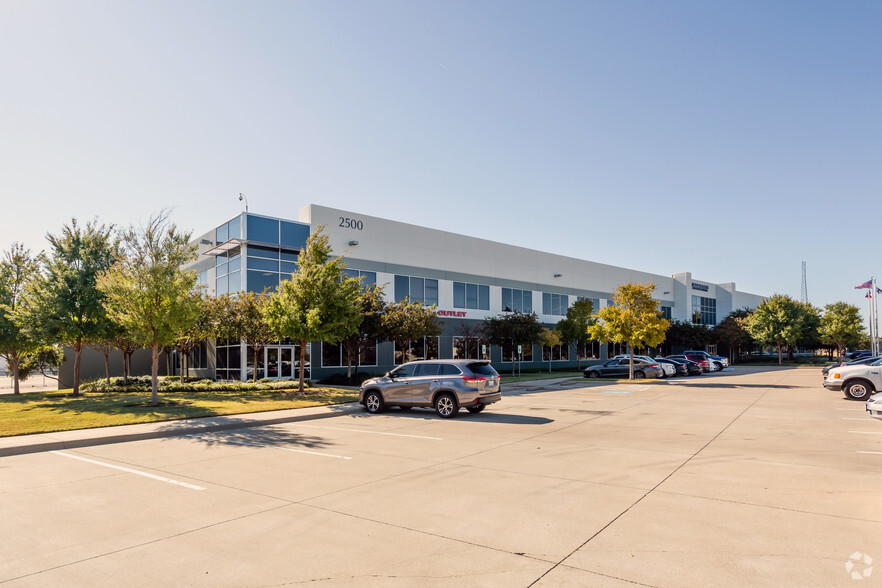 Primary Photo Of 2500 Regent Blvd, Dallas Distribution For Lease