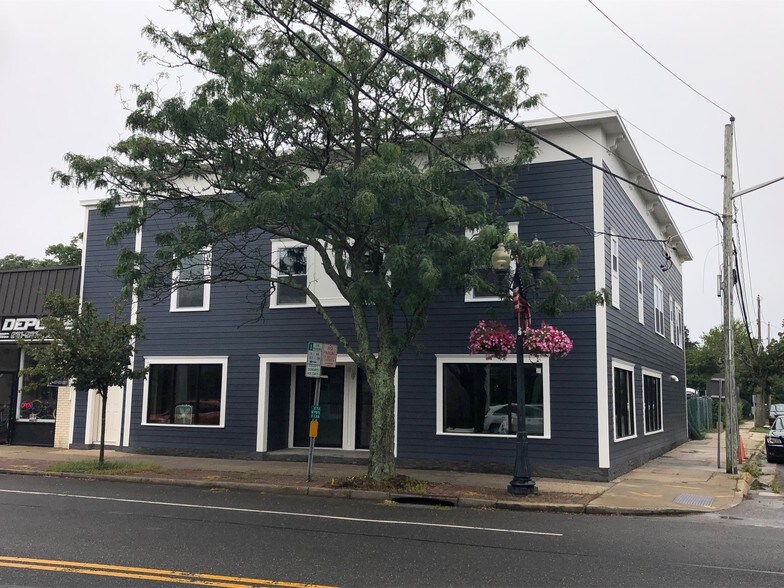 More Photos Of 87-89 W Main St, East Islip Storefront Retail Residential For Sale