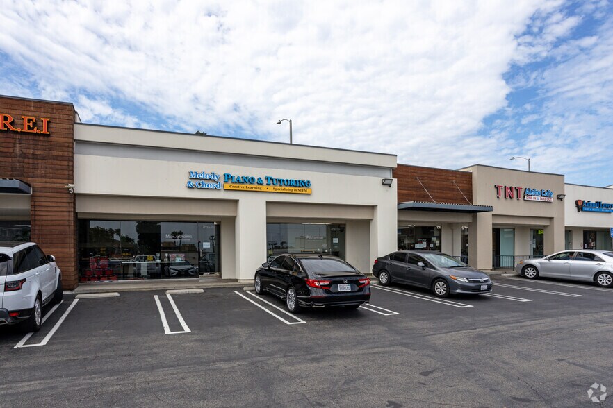 More Photos Of 24000-24005 Vista Montana, Torrance Unknown For Lease