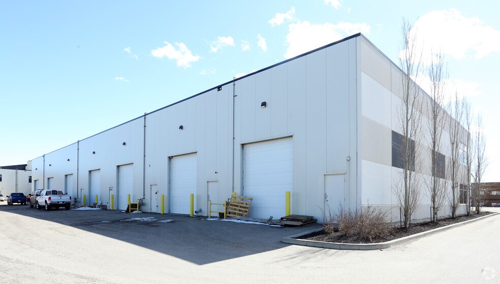 More Photos Of 120 Pembina Rd, Sherwood Park Light Manufacturing For Sale