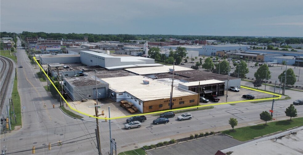 Primary Photo Of 210 Hall St SW, Grand Rapids Warehouse For Sale