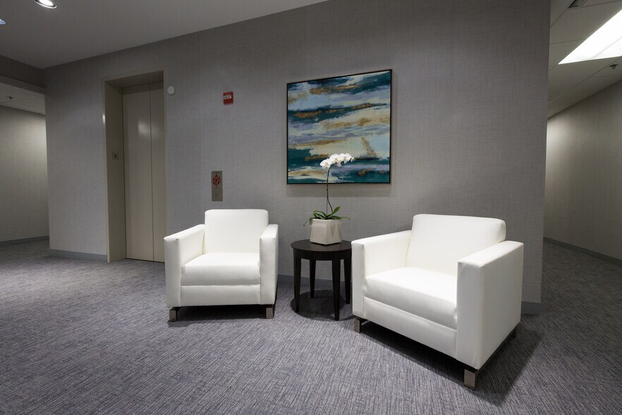 More Photos Of 3975 Fair Ridge Dr, Fairfax Office For Lease