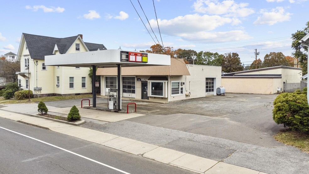 Primary Photo Of 112 New Haven Ave, Milford Restaurant For Lease