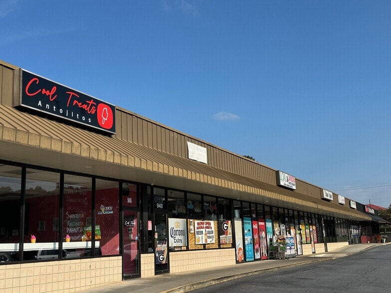More Photos Of 946-966 N Tennessee St, Cartersville Freestanding For Lease