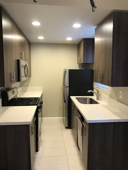 More Photos Of 4433-4437 Winona Ave, San Diego Apartments For Sale