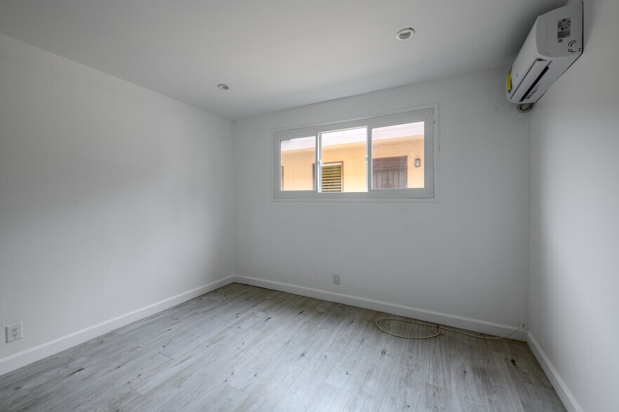 More Photos Of 337 S Rexford Dr, Beverly Hills Apartments For Sale