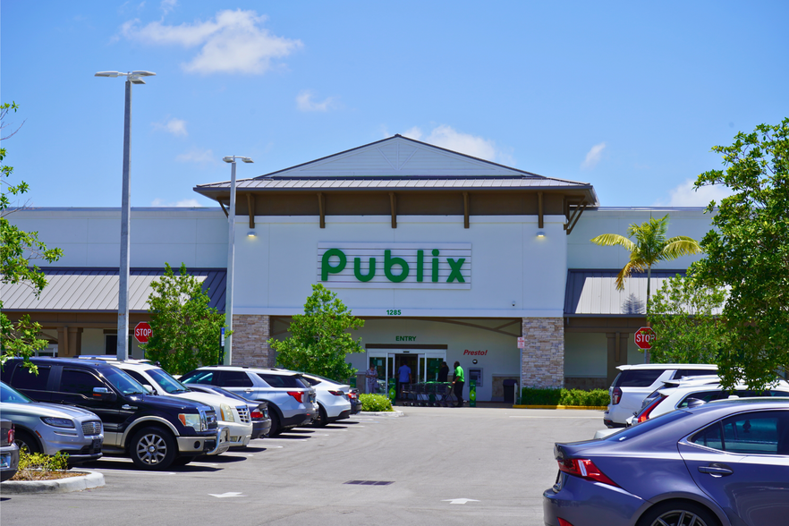 Primary Photo Of 1201-1327 N University Dr, Coral Springs Unknown For Lease