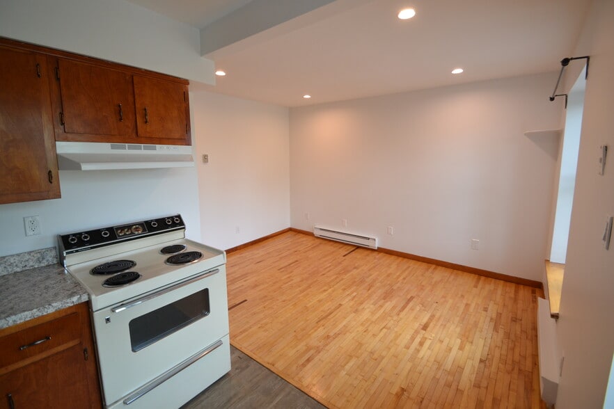 More Photos Of 510 Piermont Ave, Piermont General Retail For Sale