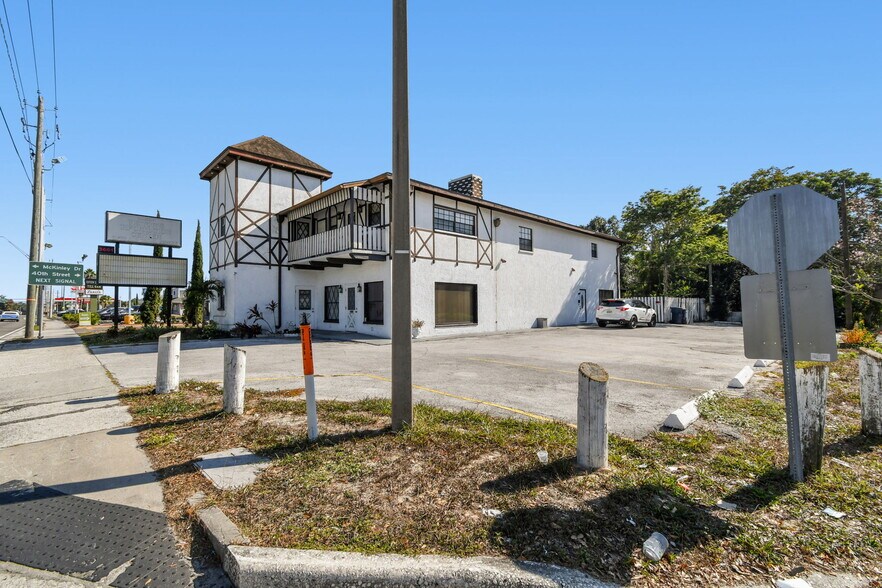 More Photos Of 3601 E Busch Blvd, Tampa Storefront Retail Office For Lease