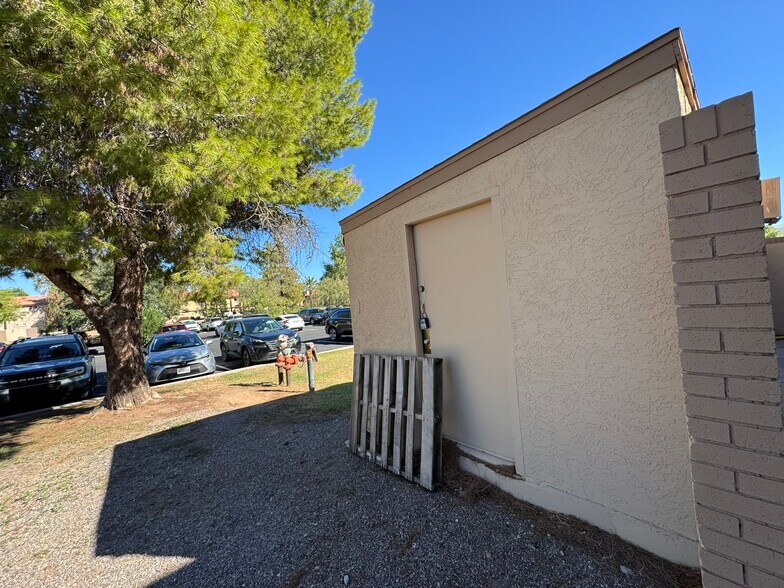 More Photos Of 1361 N Alma School Rd, Chandler Restaurant For Lease