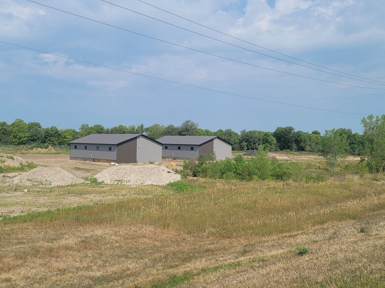 More Photos Of 600 Industrial St, Saint Peter Industrial For Lease